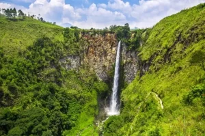 Air Terjun Sipiso-piso